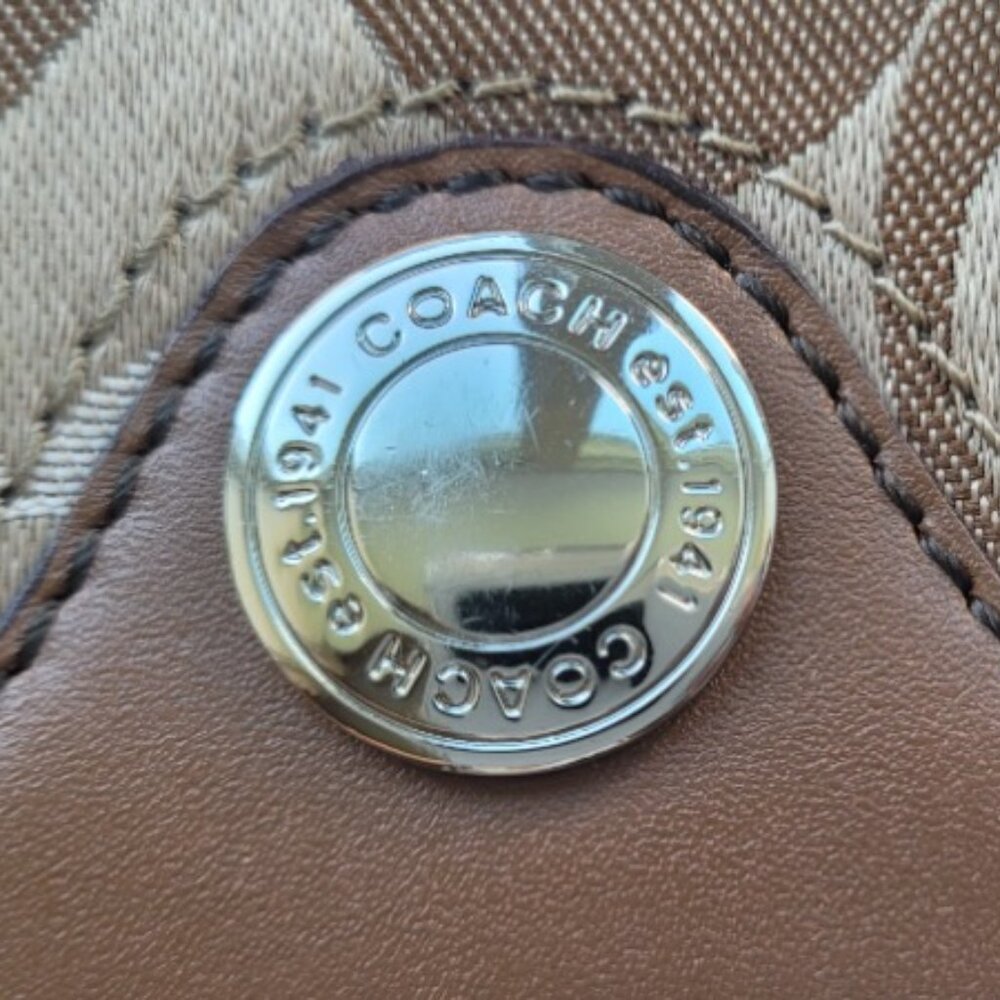 Coach Signature Tri-Fold Wallet - Picture 12 of 16